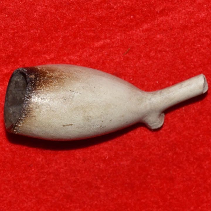 18世紀フランデレン地方 陶製パイプ