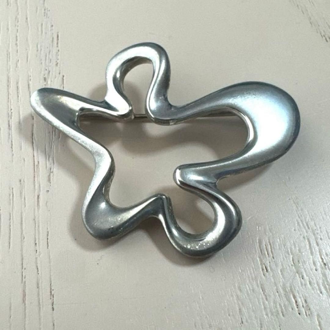 美品　  321 スプラッシュ　シルバーブローチ　925