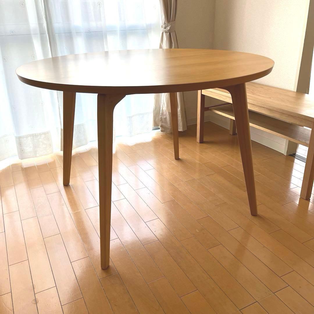 ベルメゾン★集える円形ダイニングテーブル 直径約110cm(解体済)北欧風