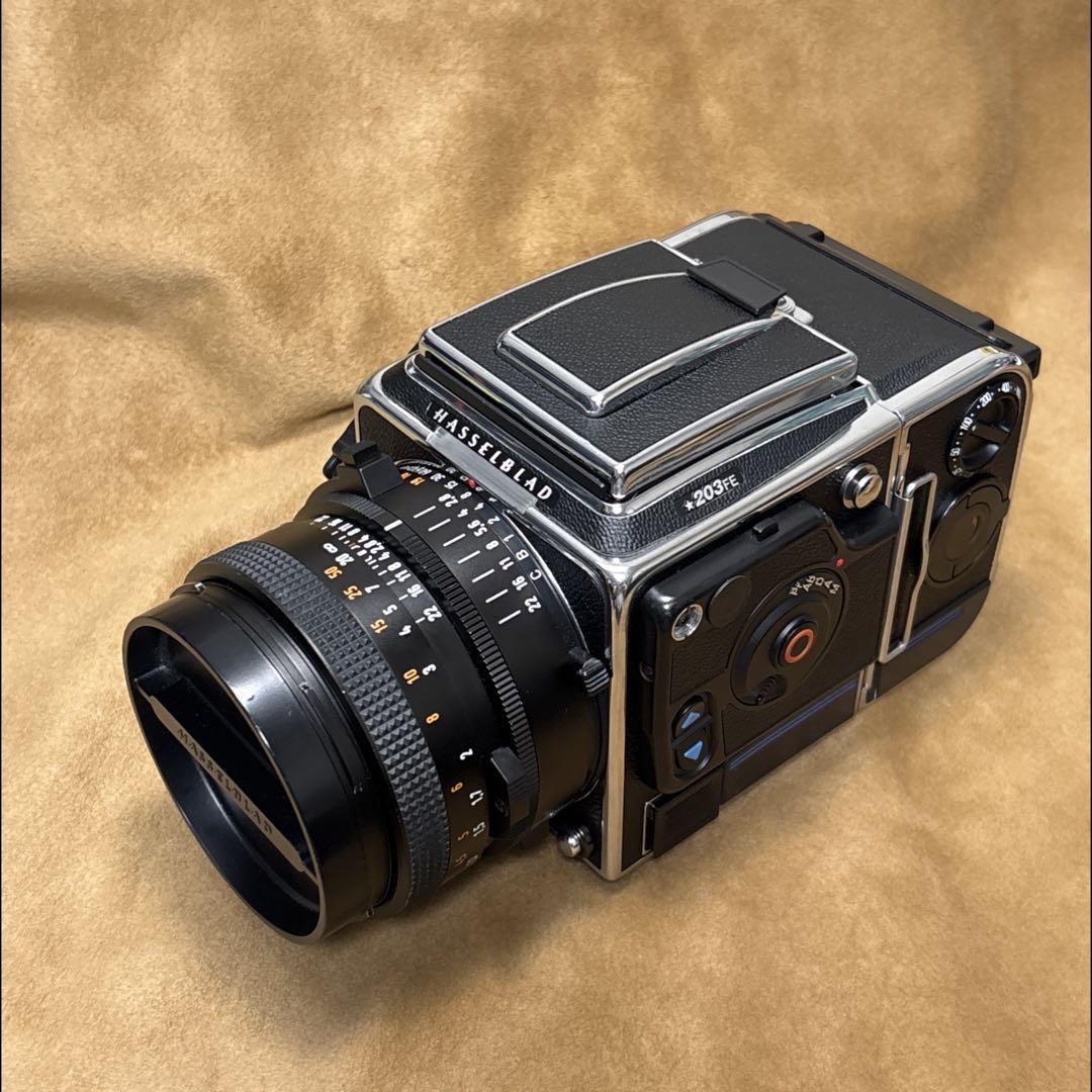 Hasselblad 203FE + FE 80mm F2.8 ＋E24 6x6