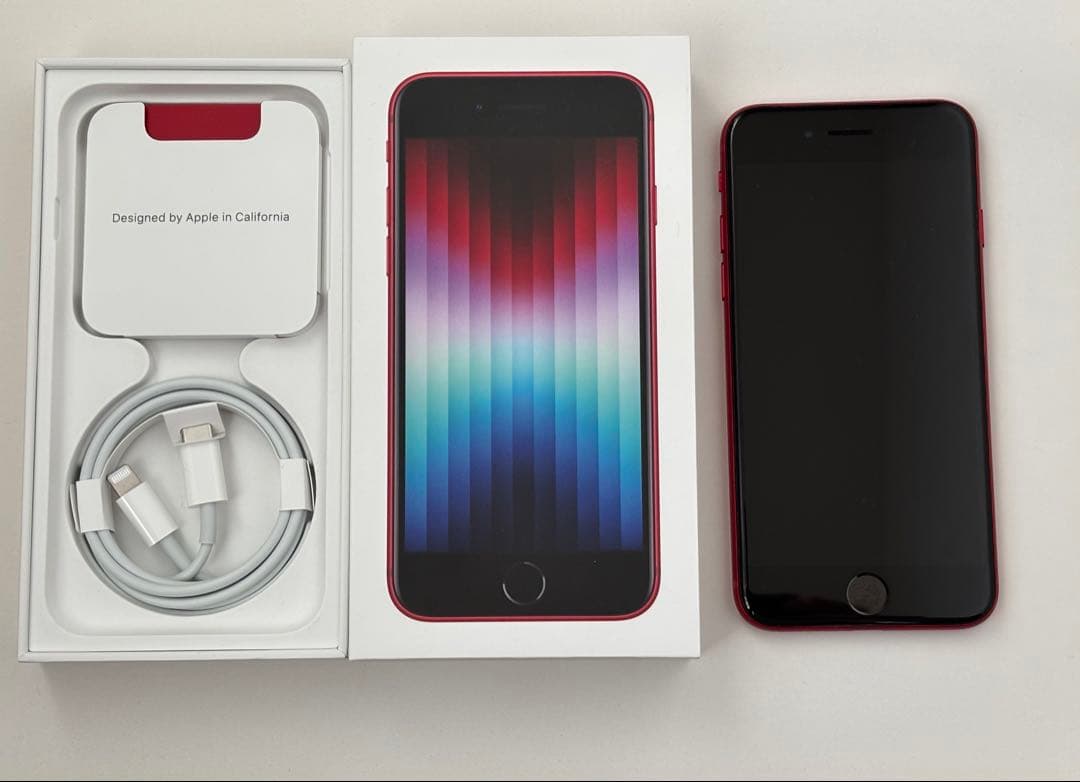 Apple iPhone SE (第3世代) レッド 64GB