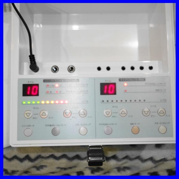 ✨高級美容機器　エステ級！✨RECELL CASKET/リセルカスケット