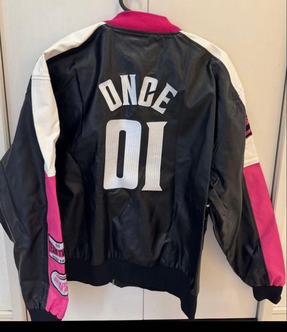 TWICE REDY TO BE 完売　スタジャン