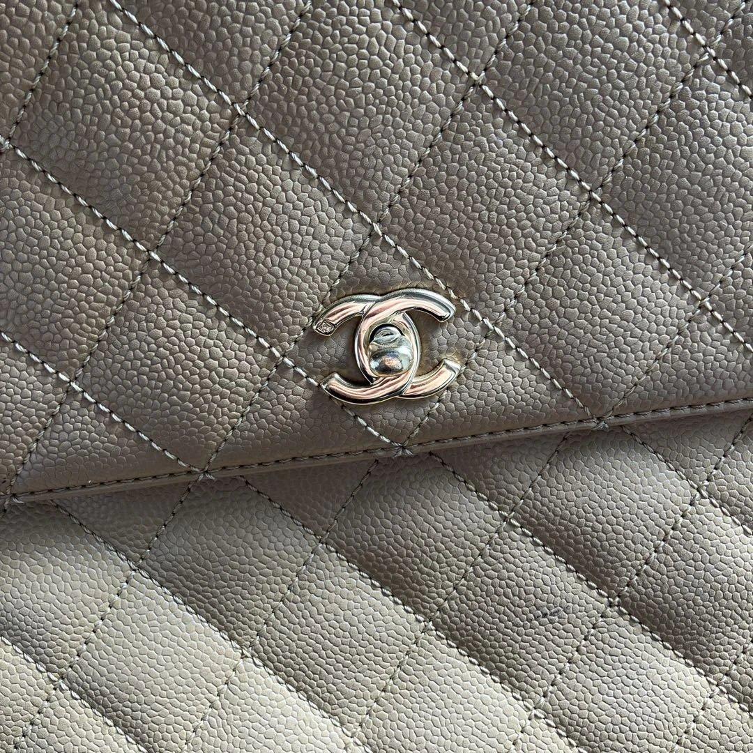 Chanel ベージュ キルティング ハンドバッグ
