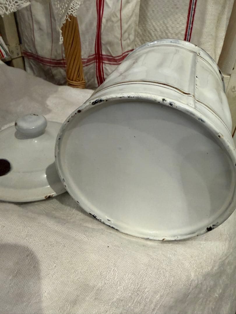 希少 フランスアンティーク　Tapioca ホーローキャニスター　繋ぎ目あり