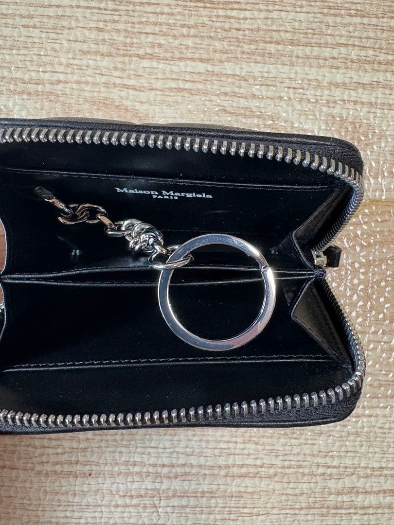 レザー ケース 黒 ボタン付き