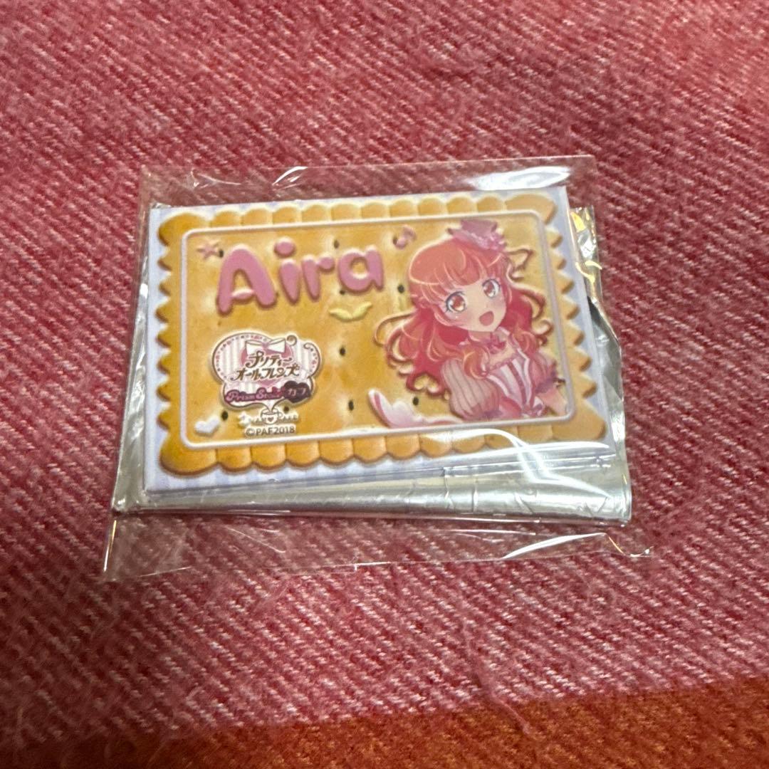 プリティーオールフレンズ　プリズムストーンカフェ　春音あいら　缶バッジ