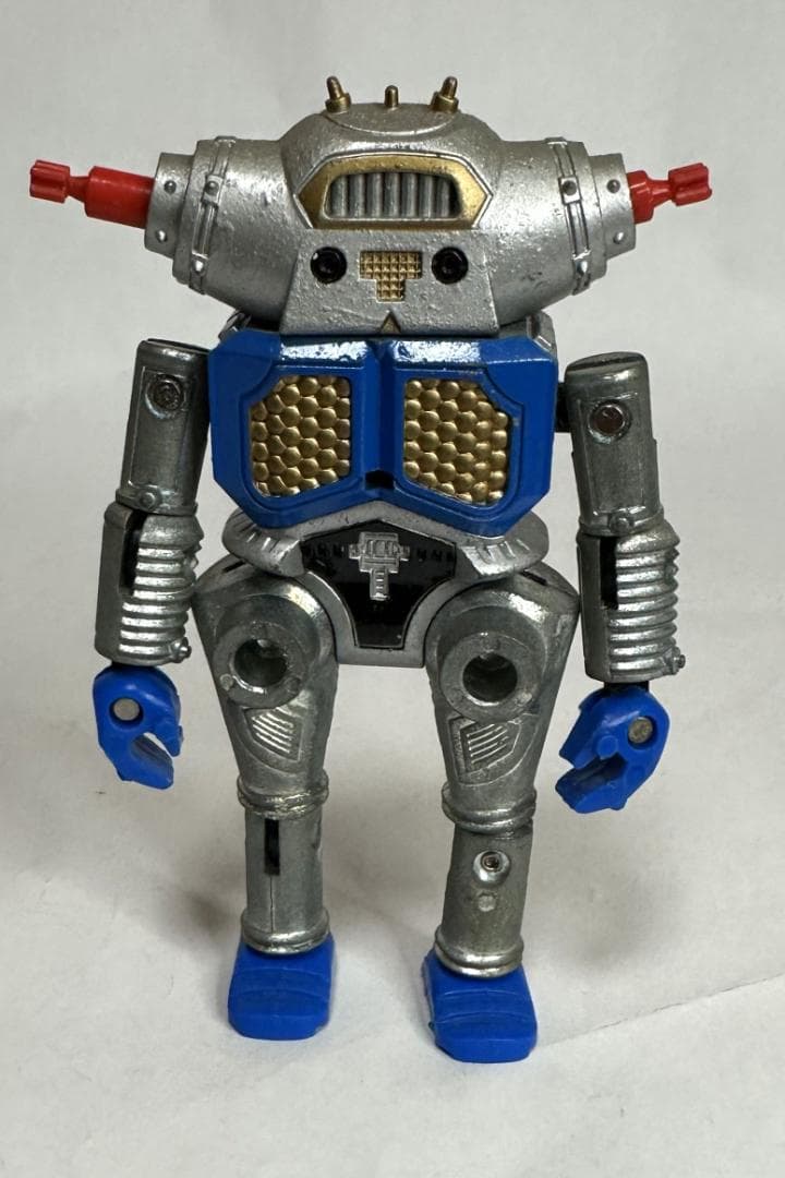 アーク／アークロン　キングジョー（パーツ抜けあり）