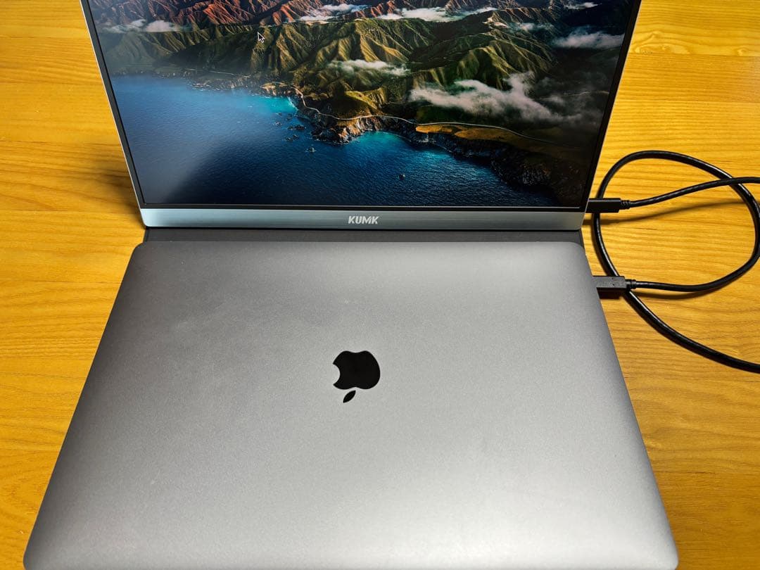 MacBook Pro (15-inch, 2016) 本体