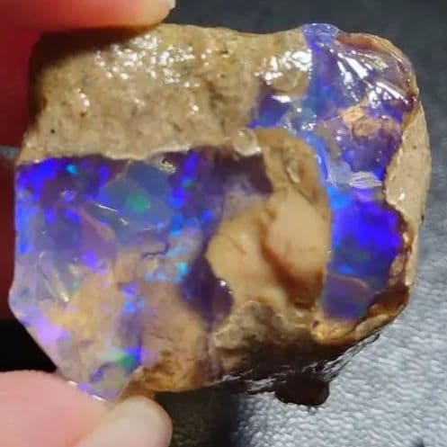 【70CT】エチオピア　オパール 原石 鉱物標本　ウェロ産