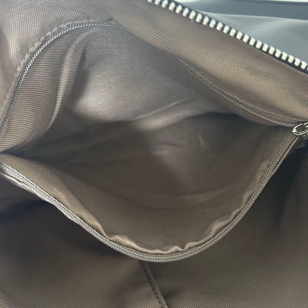 イアパピヨネ スワローマチショルダーバッグブラック