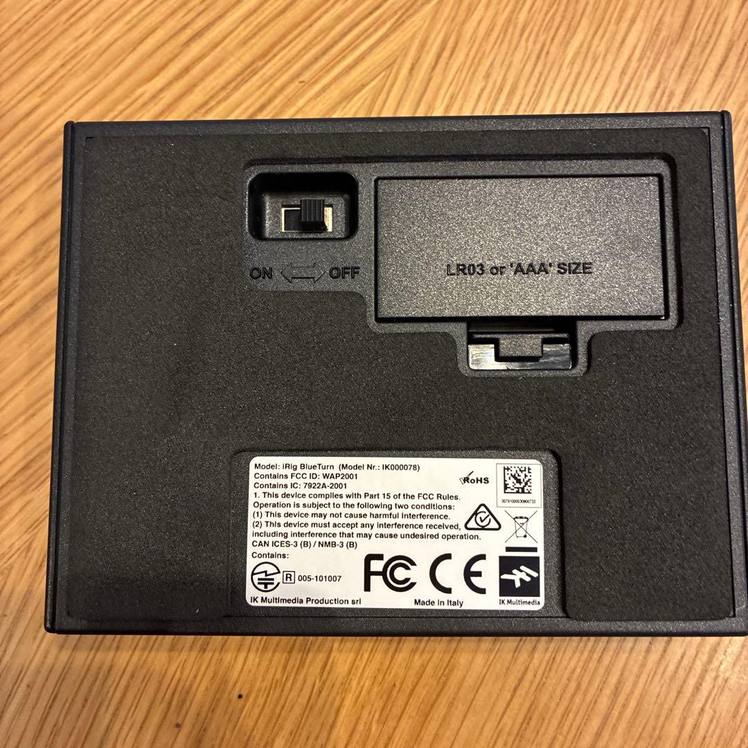 iRig BlueTurn Bluetoothリモコン