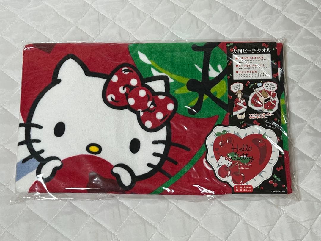 ハローキティ 大判ビーチタオル ダイカット マルチカバー ブランケット