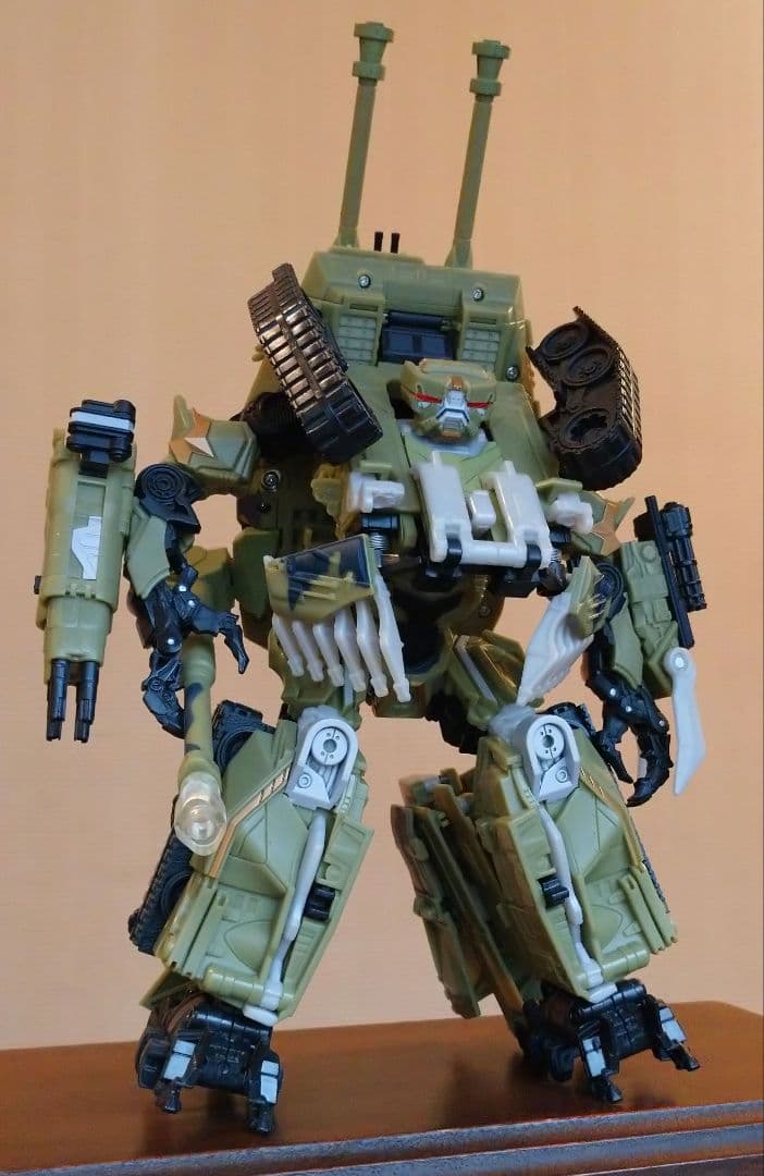 トランスフォーマー ブロウル