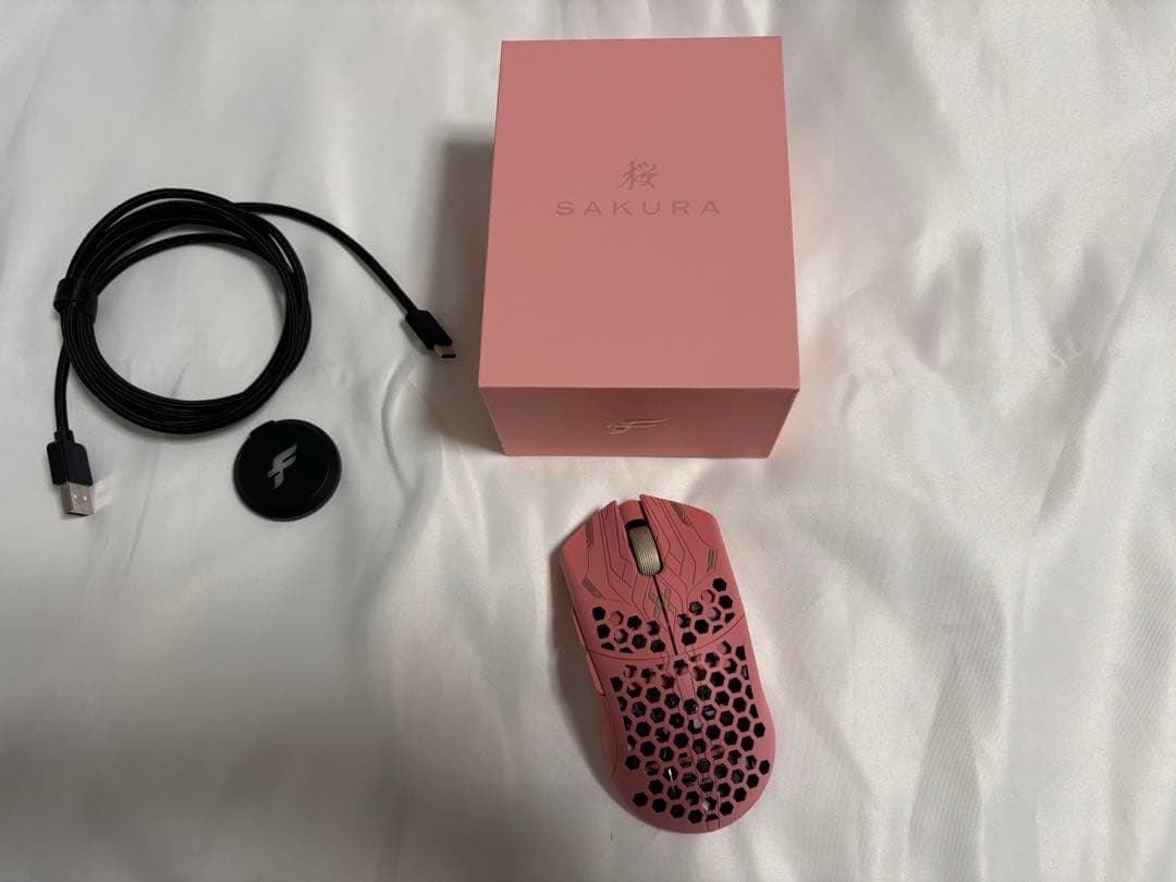 Finalmouse ULX Sakura（M）