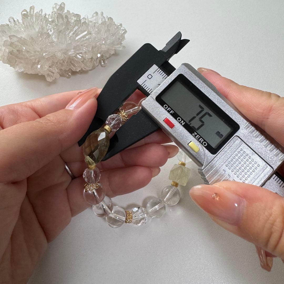 一点物　天然石　ハンドメイドブレス　リビアングラス　ハート　カット　リビアン