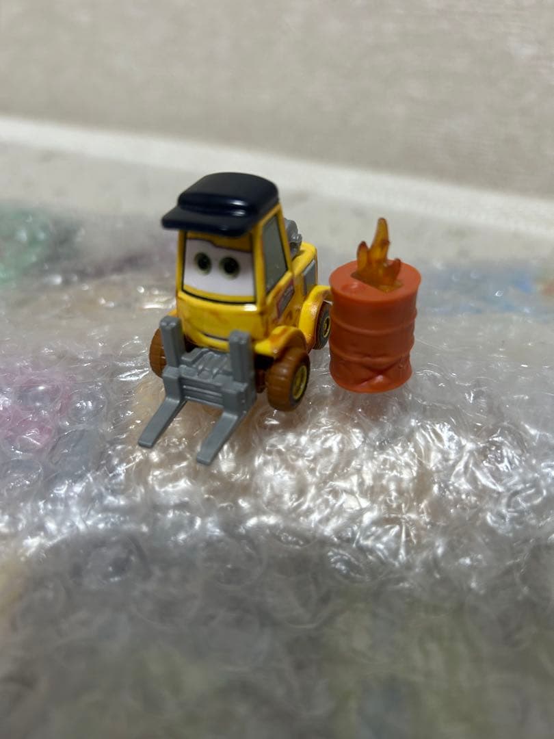 カーズ　マテル　ミニカー