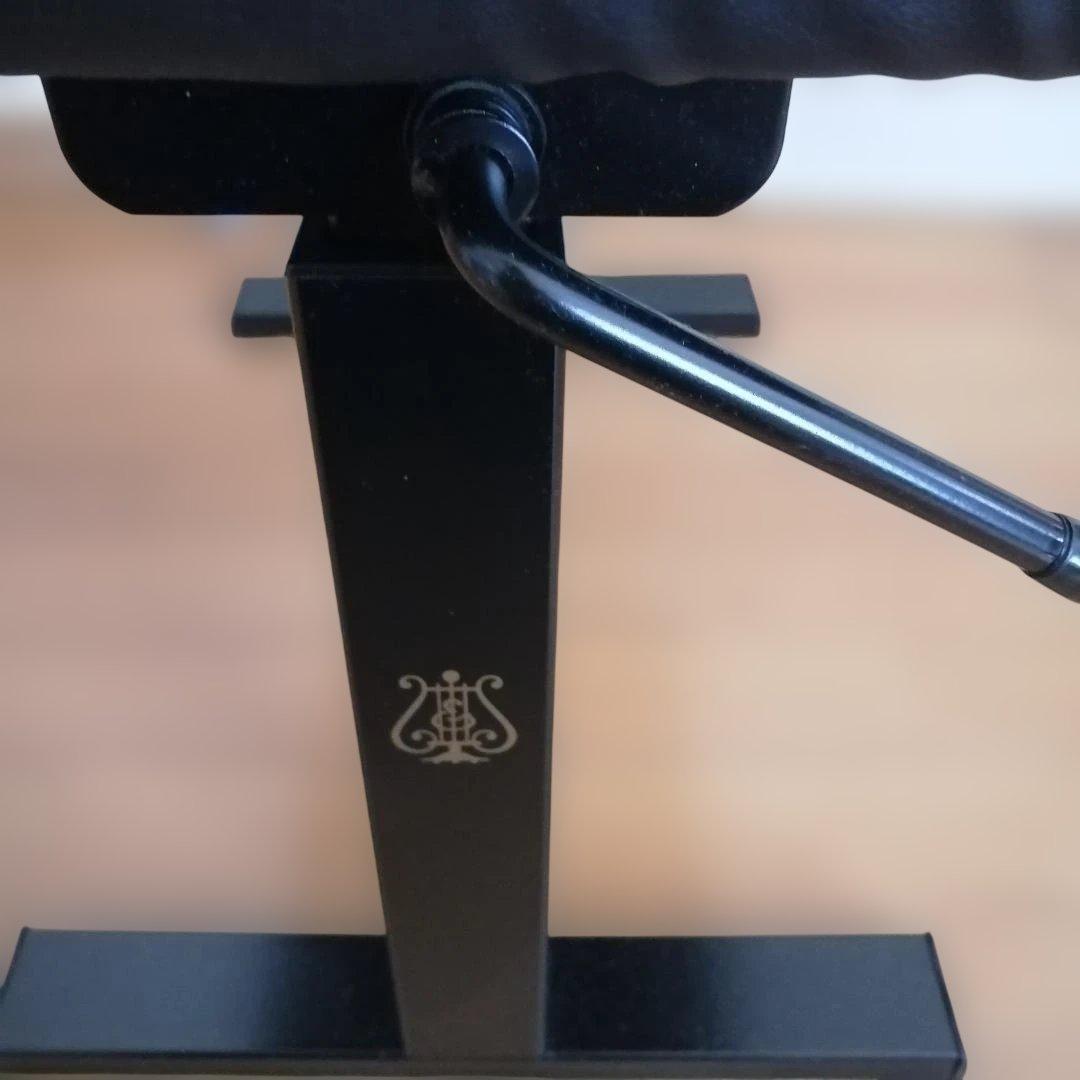 スタインウェイ＆サンズ社　昇降　ピアノ椅子