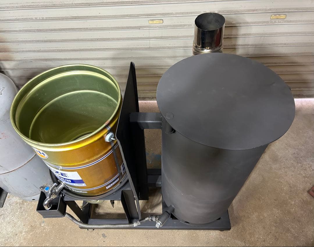 鍛冶工のプロが製作 廃油 ストーブ 送料無料 スライド蓋　キャスターロック付