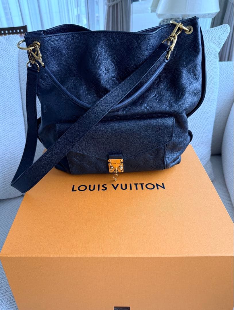 【メロディー】LOUIS VUITTON メティスホーボー モノグラム・