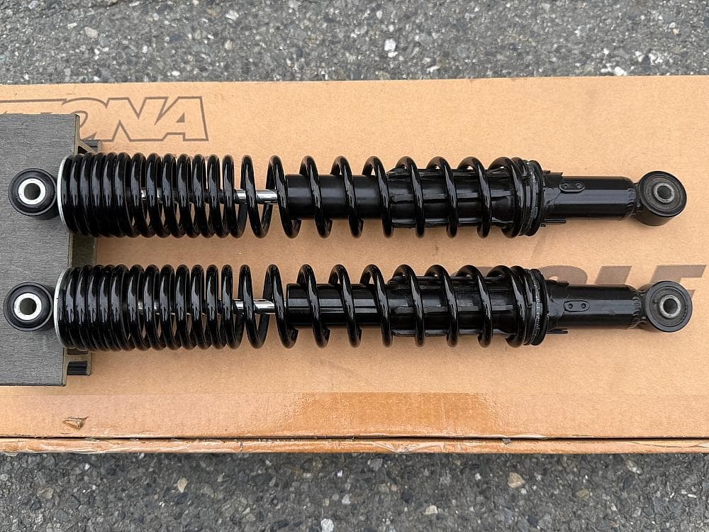 美品　MF10 フォルツァ 純正リアサスペンション