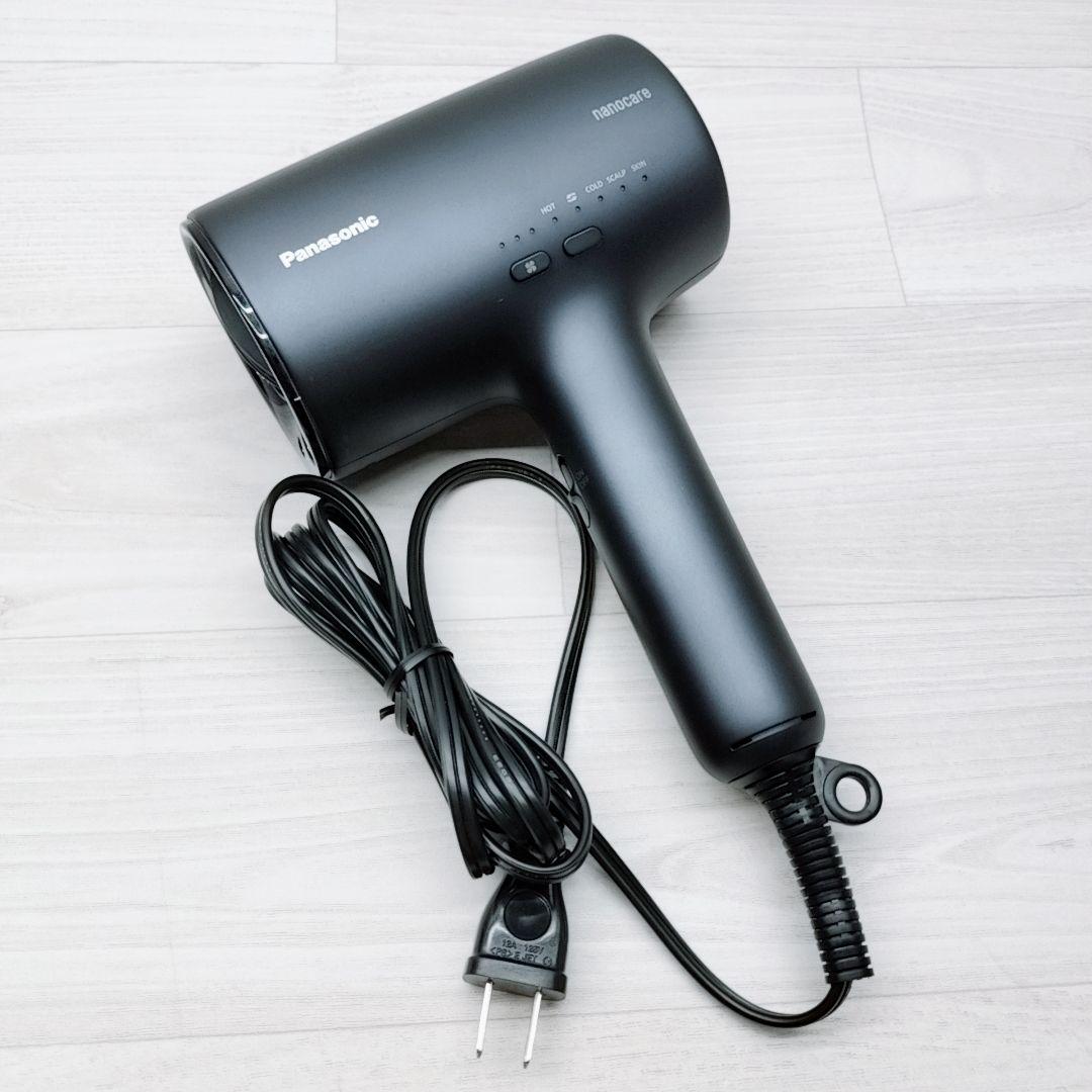 ほぼ未使用☺️Panasonic ナノケア ドライヤー EH-NA0J