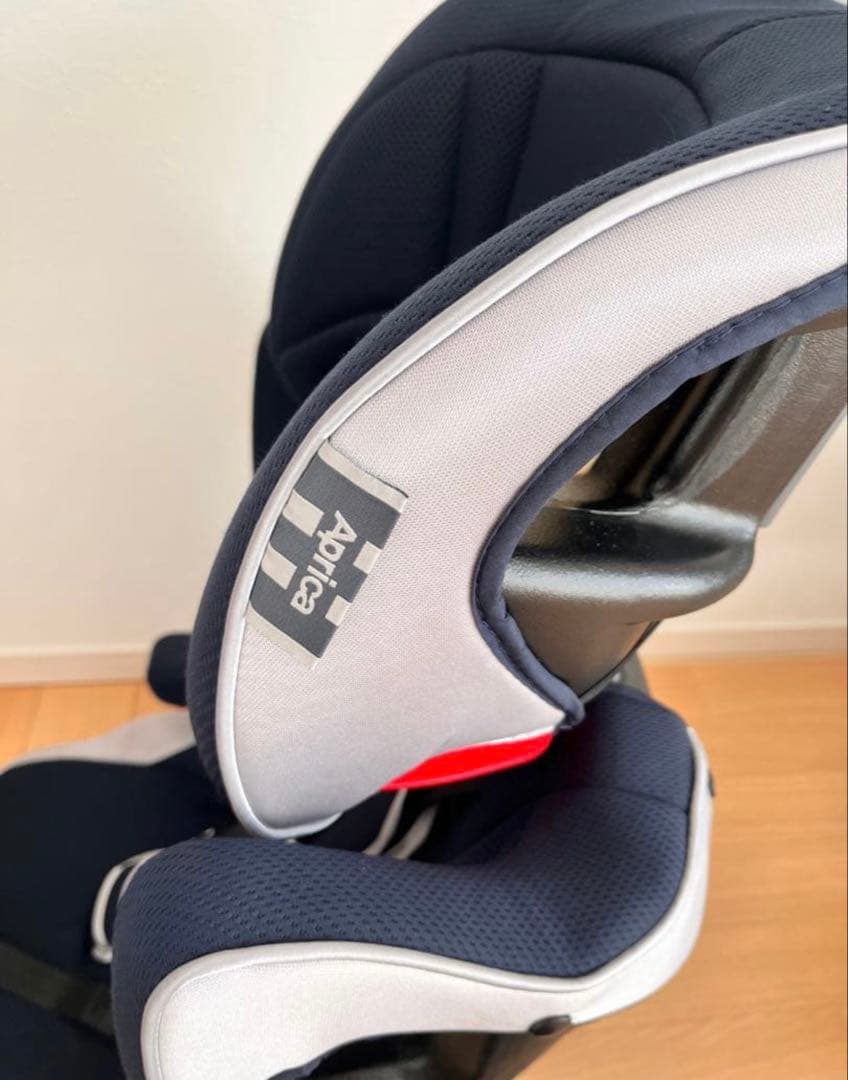 アップリカ　エアグルーヴ　チャイルド&ジュニアシート