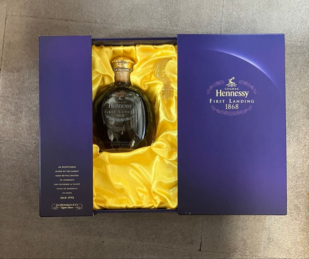 Hennessy Cognac First Landing 1868 ボックス入