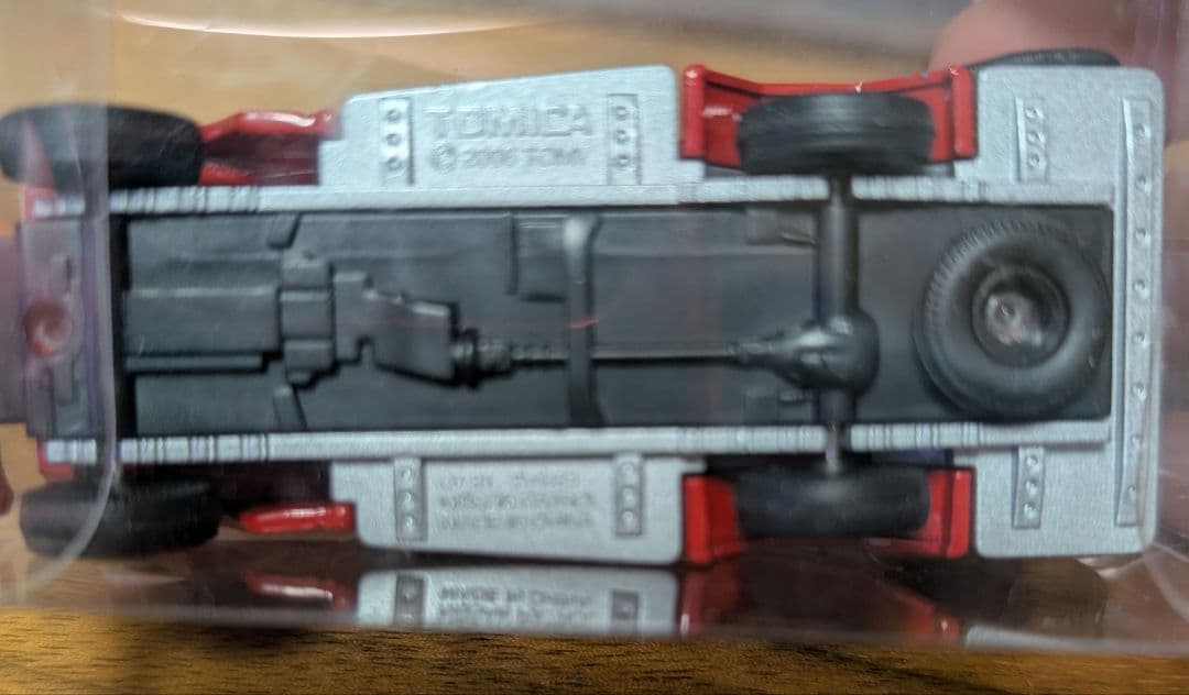 トミカリミテッドビンテージ ミニカー4台セット＋オマケ1台