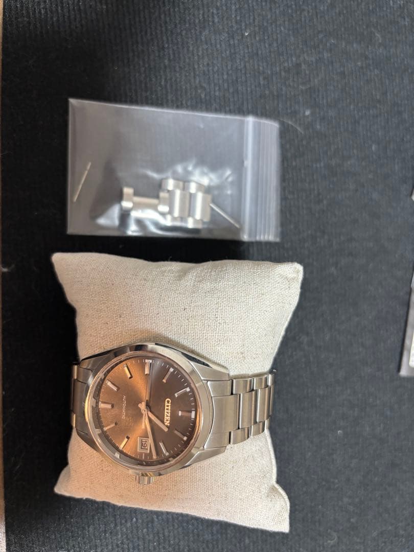 CITIZEN 自動巻き時計 グレー NB1050-59H