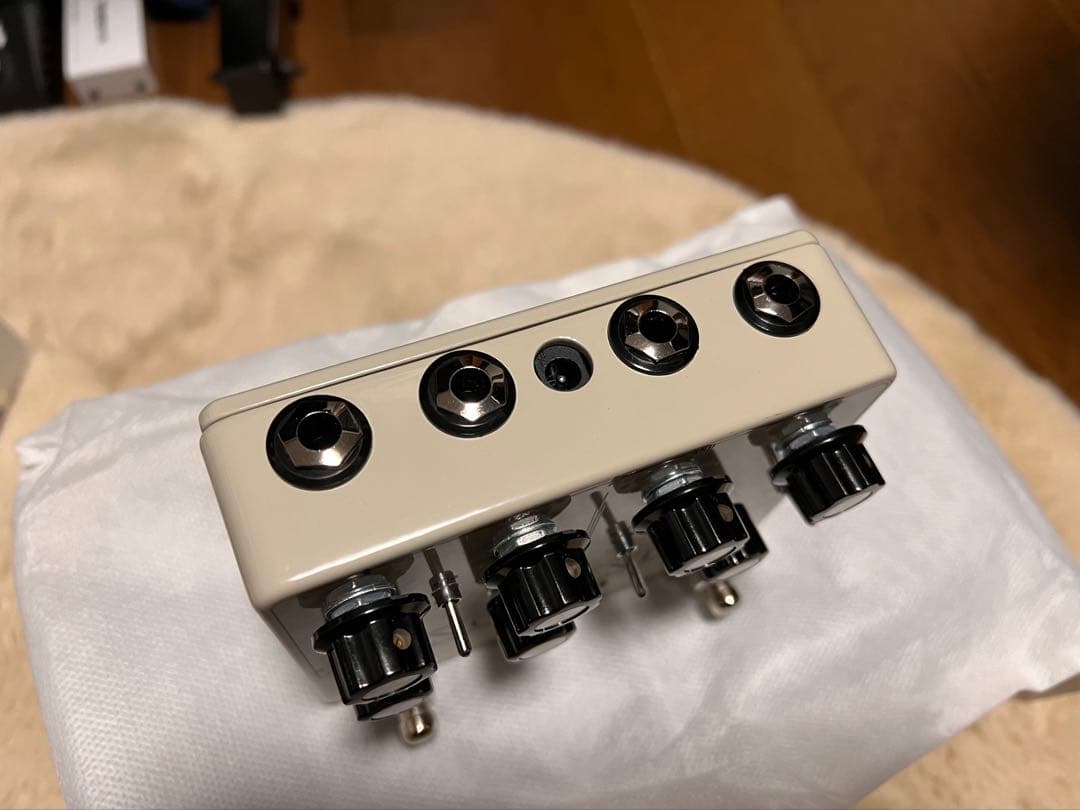 こうさん：Crazy Tube Circuits UNOBTANIUM