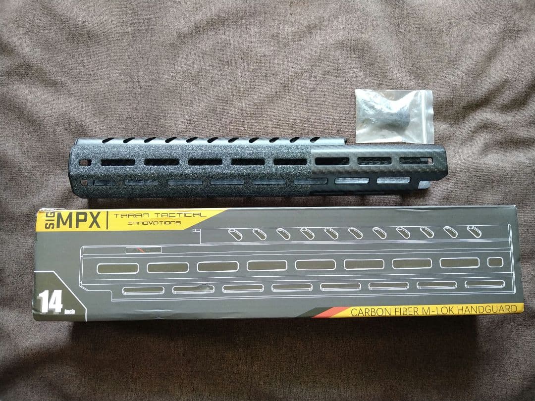 オ*ァ様 FCW Lancerタイプ MPX カーボン ハンドガード 14インチ