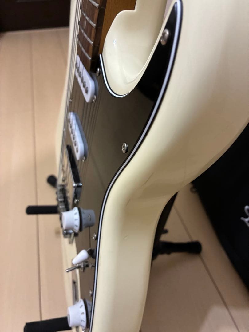 HISTORY HST/SSH-Performance ホワイト 弦は新品交換済