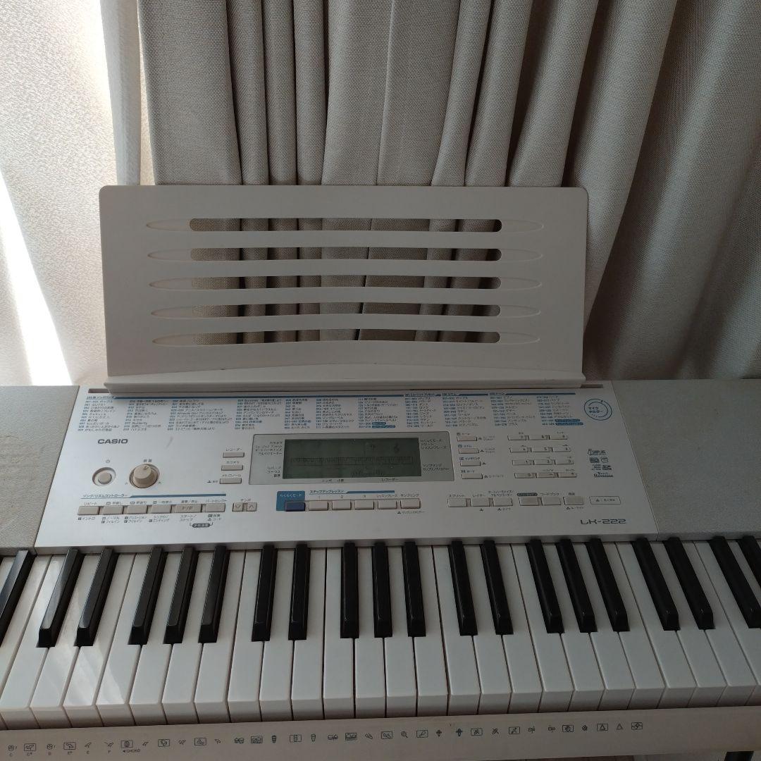 CASIO 光ナビゲーション　キーボード　電子ピアノ LK222