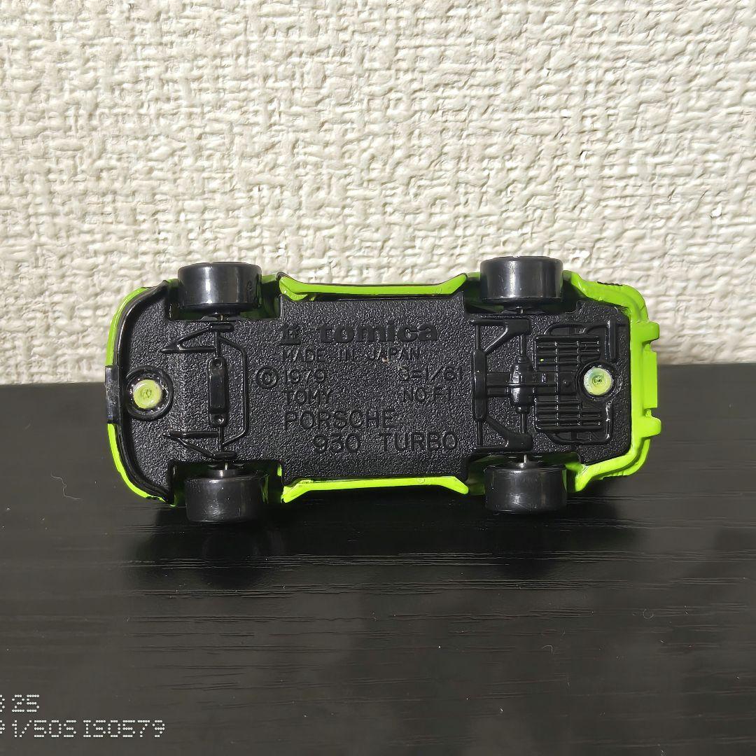 TOMICA　トミカ　ポルシェ930　ターボ　緑色　箱付き