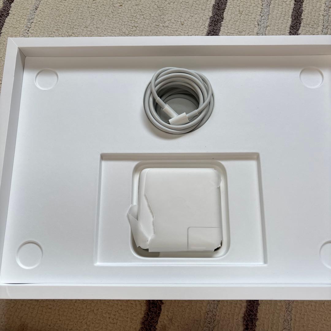 MacBook Pro 2020モデル　M1 512GB メモリ8GB