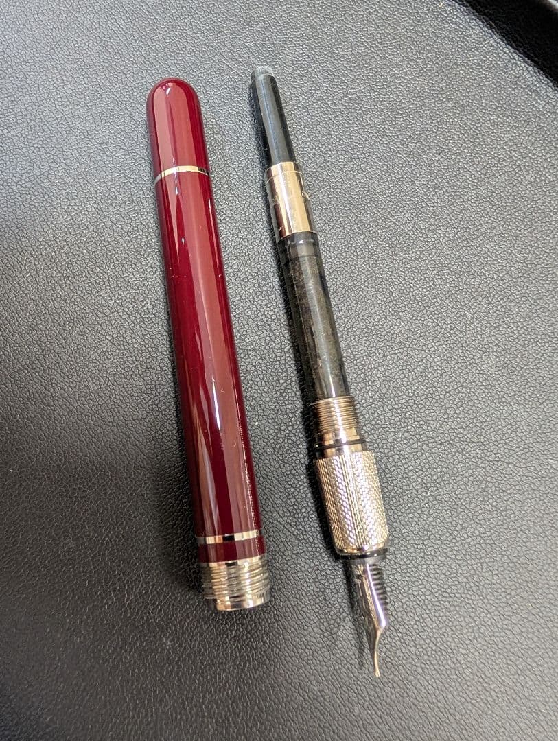 アルフレッドダンヒル サイドカー ビクトリアン リミテッドエディション 万年筆