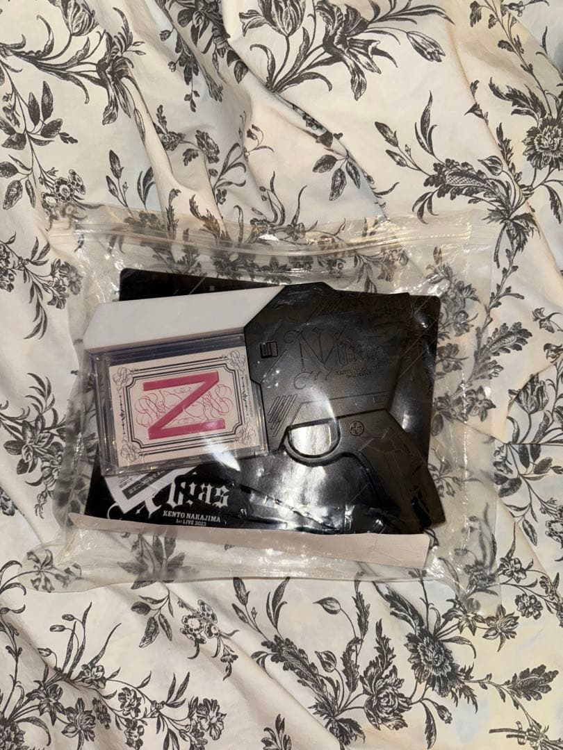 中島健人ペンライト　ピカレスクの銃口