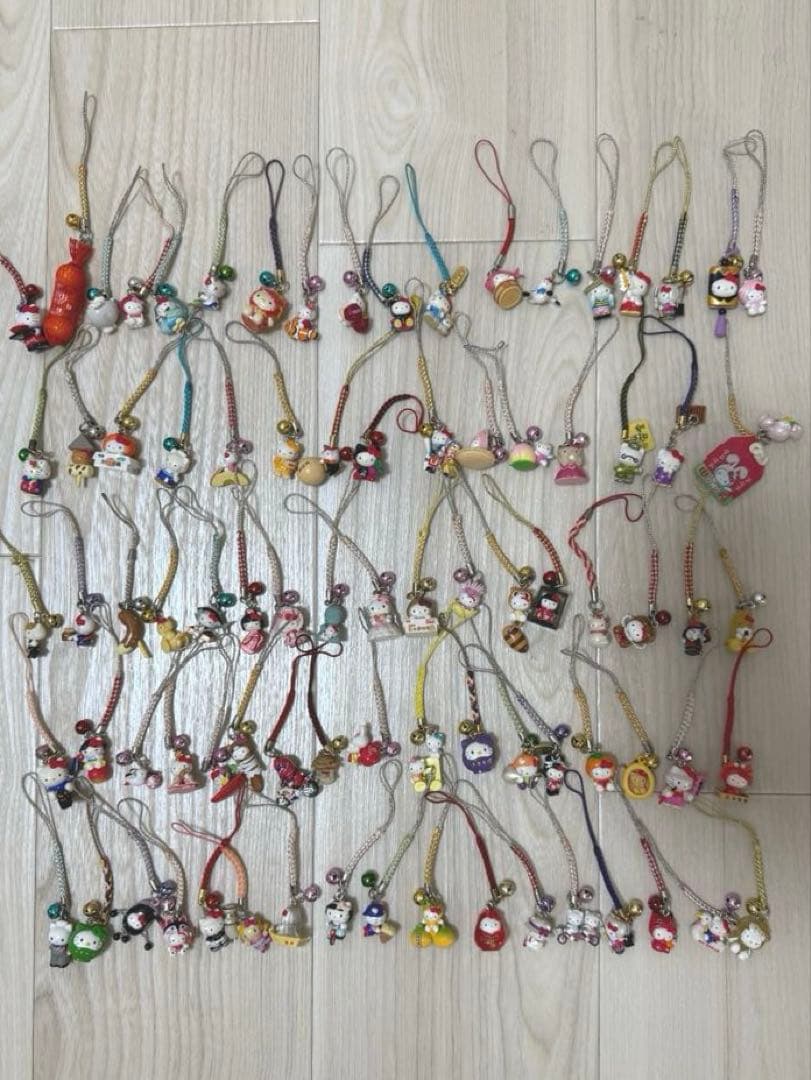 ご当地キティ 237個 まとめ売り