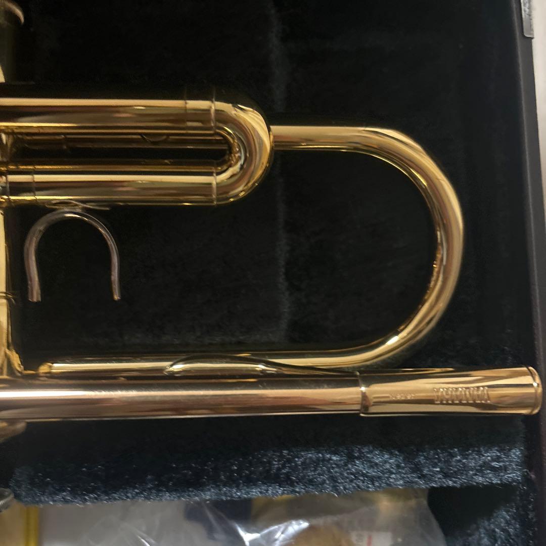 YAMAHA YTR-6320トランペット本体 ゴールド ハードケース付き