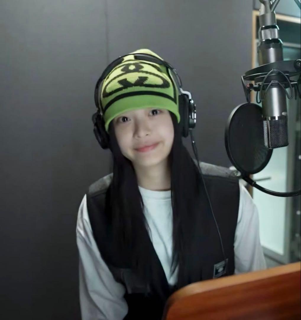 NewJeansHANNI着用Stussy SS LINK SKULL CAP