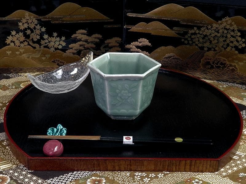 三田青磁　草花紋の図　向付　A991AS-BZv