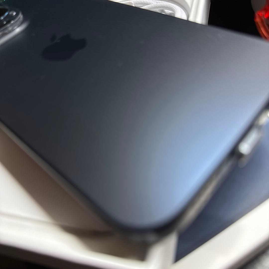 iPhone 15pro1TB新品未使用ミッドナイトブルーSIMフリー