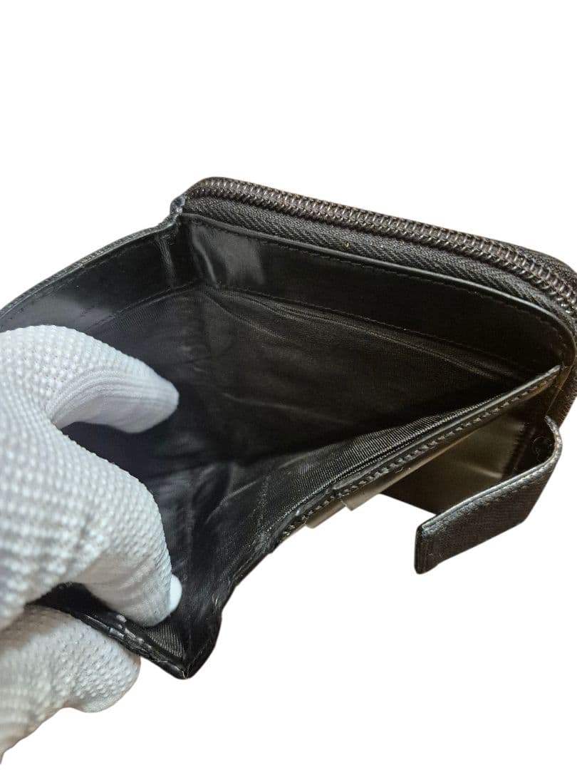 ＰＲＡＤＡ　プラダ　二つ折り財布　三角プレート　キャンパスレザー　ブラック