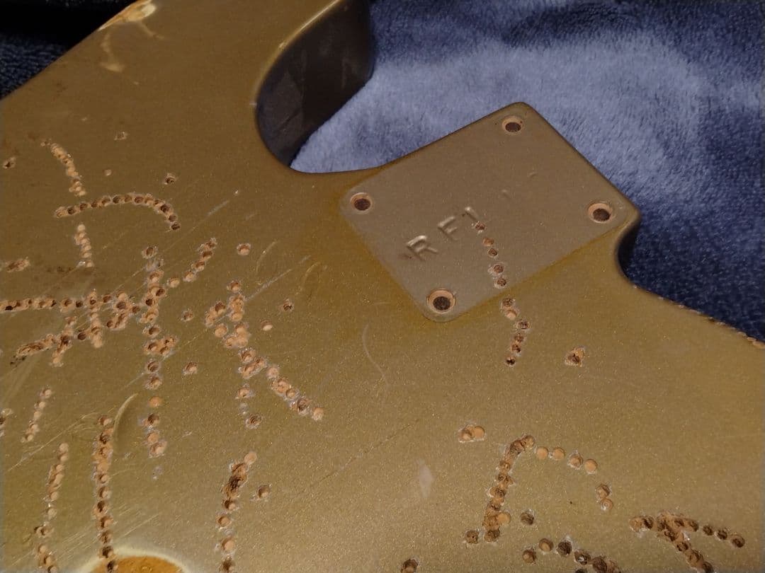 6*9様 フェンダー　カスタムショップ　テレキャスターボディ　かなりジャンク