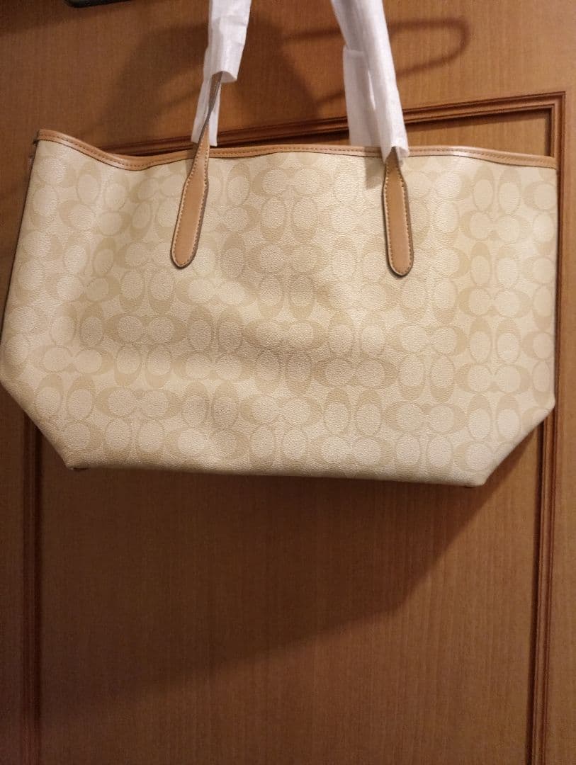 COACH ショルダーバッグ ベージュ 保存袋付き