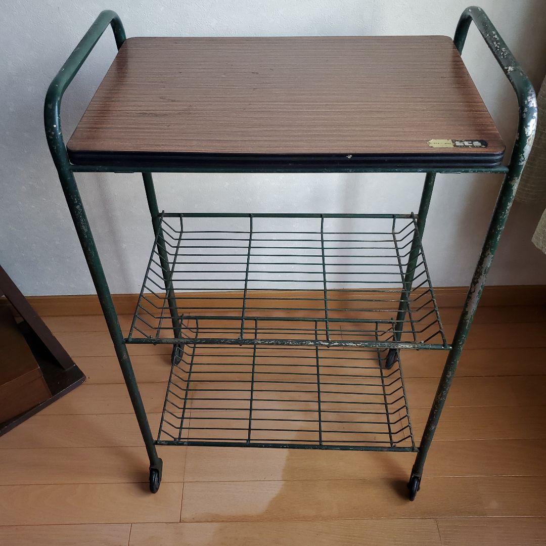 昭和レトロのラック