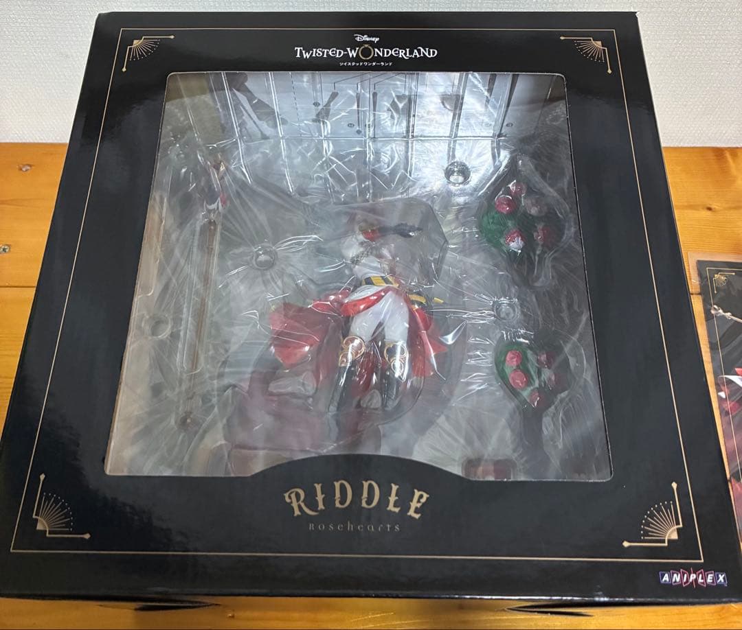 リドル・ローズハート　フィギュア　ツイステッドワンダーランド　ANIPLEX