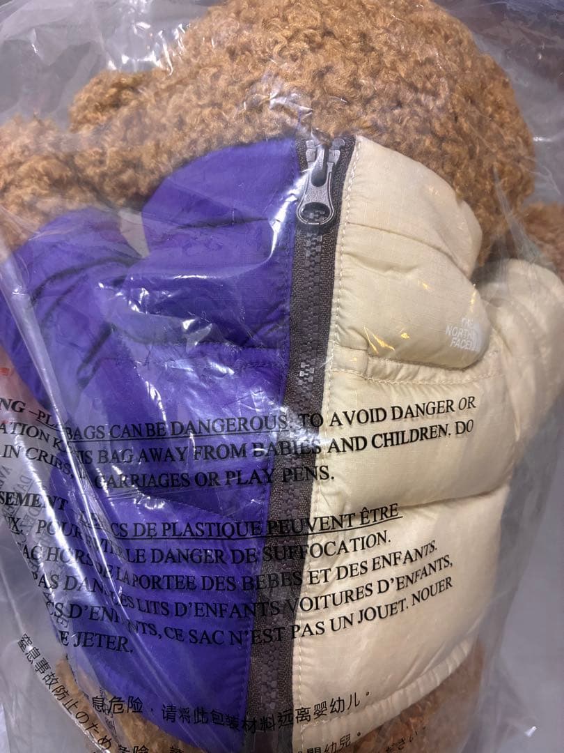 シュプリーム　くま　ノースフェイス