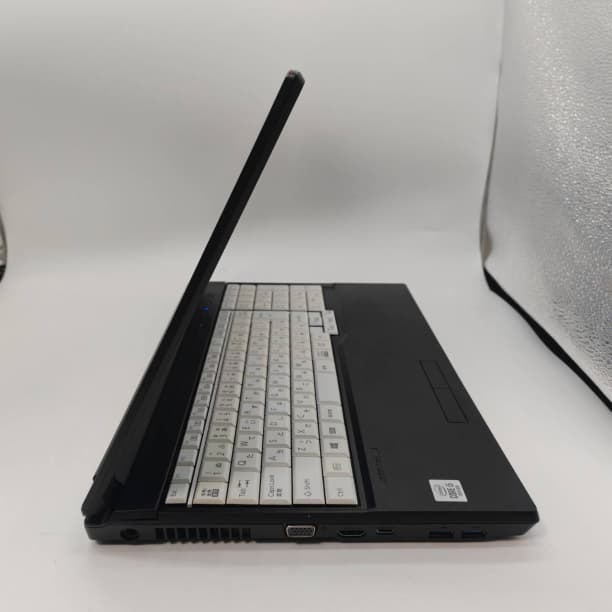 SSD512GB 第10世代 i5 15 富士通 i5-10 8GB オフィス